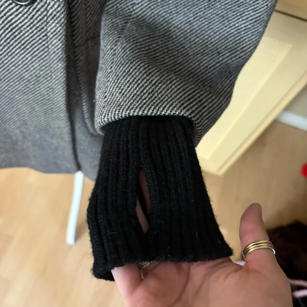 J CREW Grey Wool Blend‎  Double Breasted Coat Stadium Cloth peacoat Size 2 - Picture 2 of 8